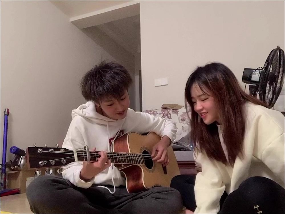 【情侣挑战】五月天-突然好想你 Cover Guitar